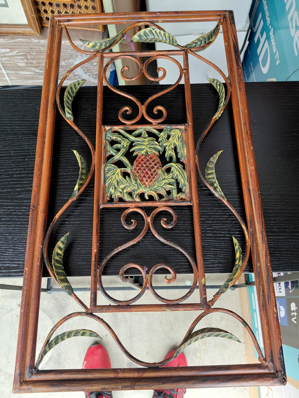 Rustic Pineapple Metal Wall Decor - Brown & Green